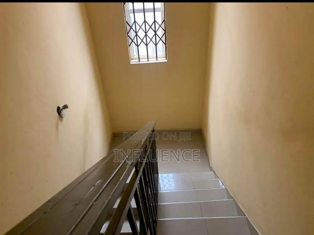 3bdrm House in Kwabenya, East Legon for sale