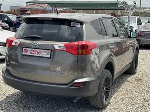Toyota RAV4 2015 Brown
