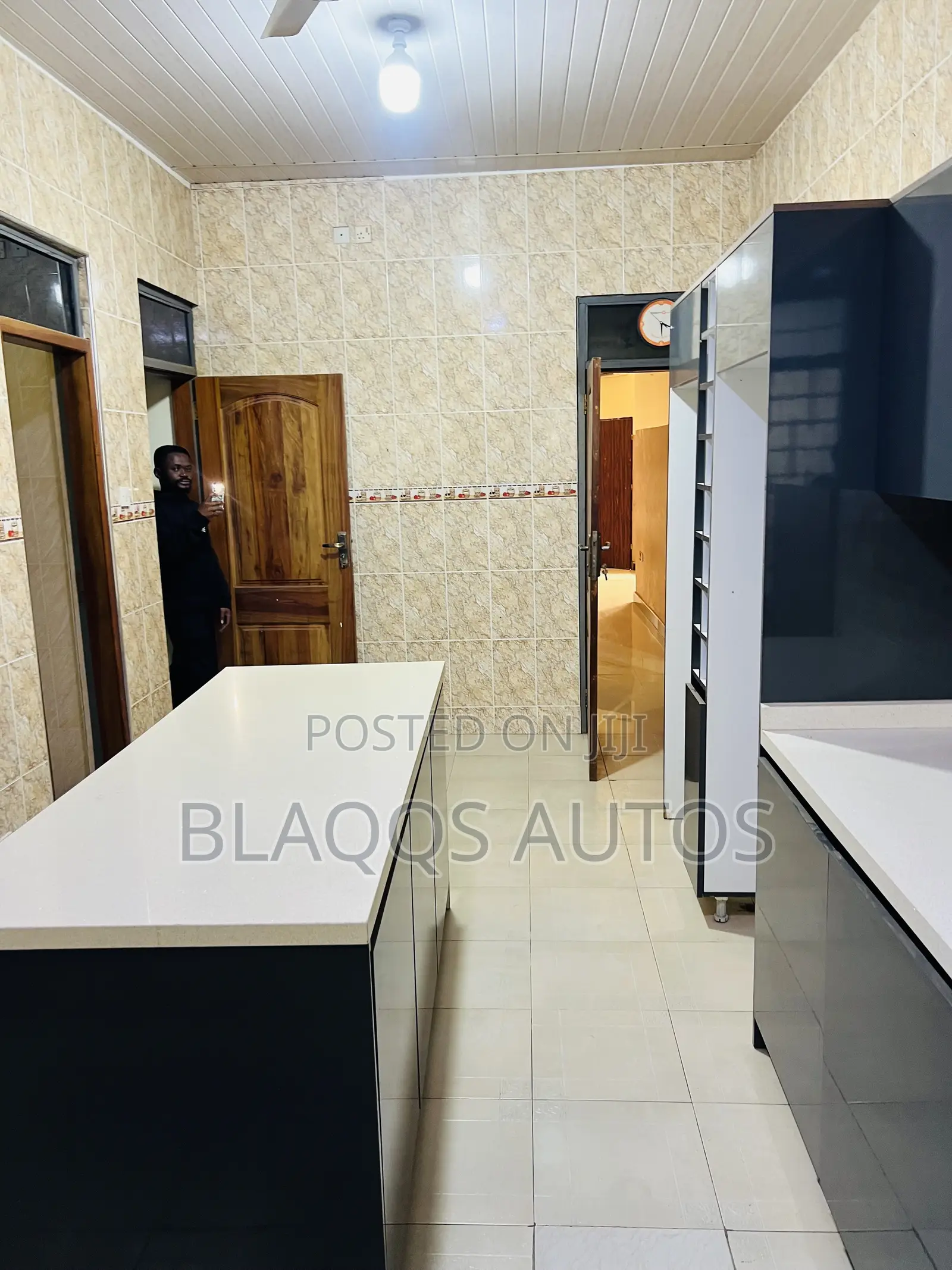 Furnished 5bdrm House in Lakeside for sale