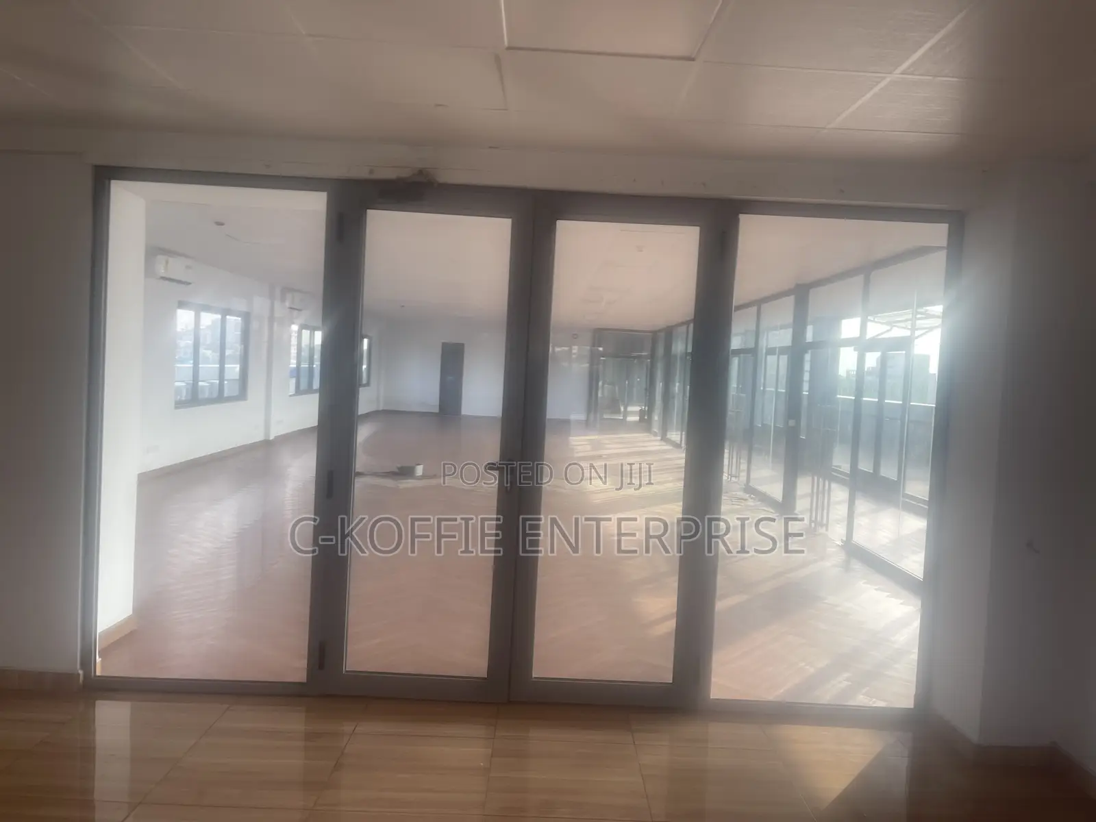 1800 SQM Office at Airport for Rent