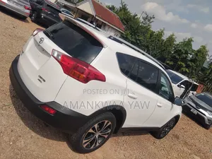 Toyota RAV4 2015 White