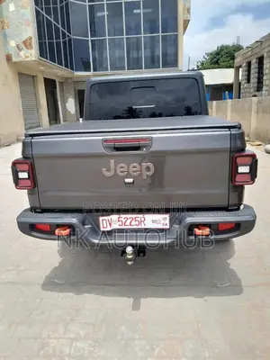 Jeep Gladiator Overland 2021 Black