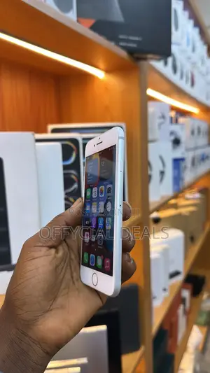 Apple iPhone 7 32 GB White