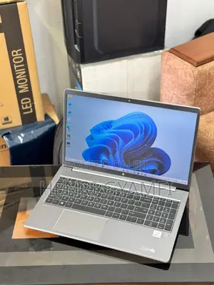 Laptop HP ZBook Firefly 14 G7 16GB Intel Core i7 SSD 512GB