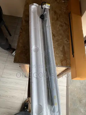 Toyota Land Cruiser Electronics Boot Shocks, 2016,2017,2018,2019,2020