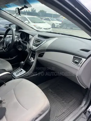 Hyundai Elantra 2012 Black