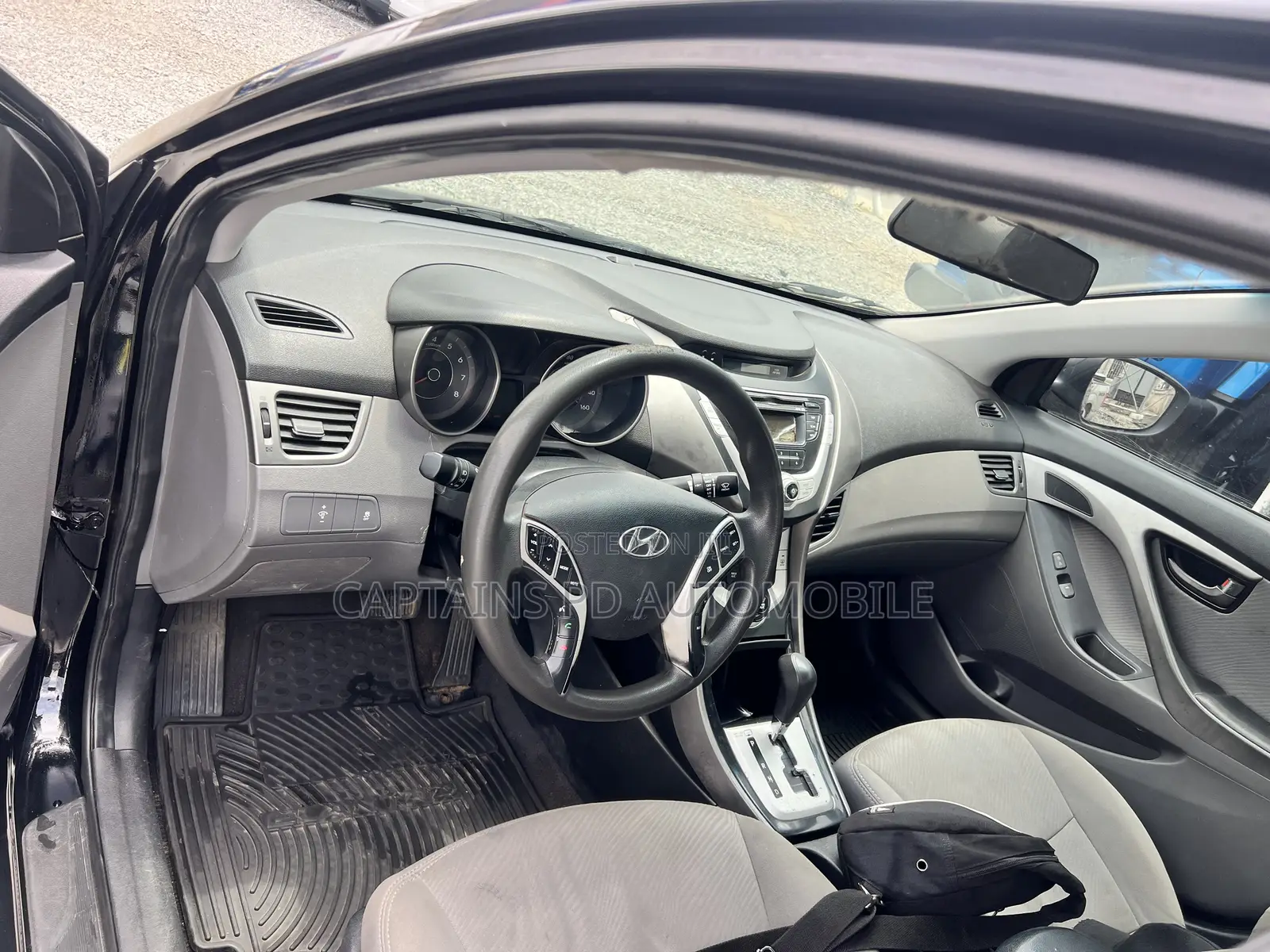 Hyundai Elantra 2012 Black