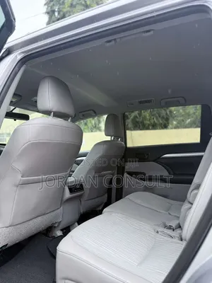 Toyota Highlander 2017 Silver
