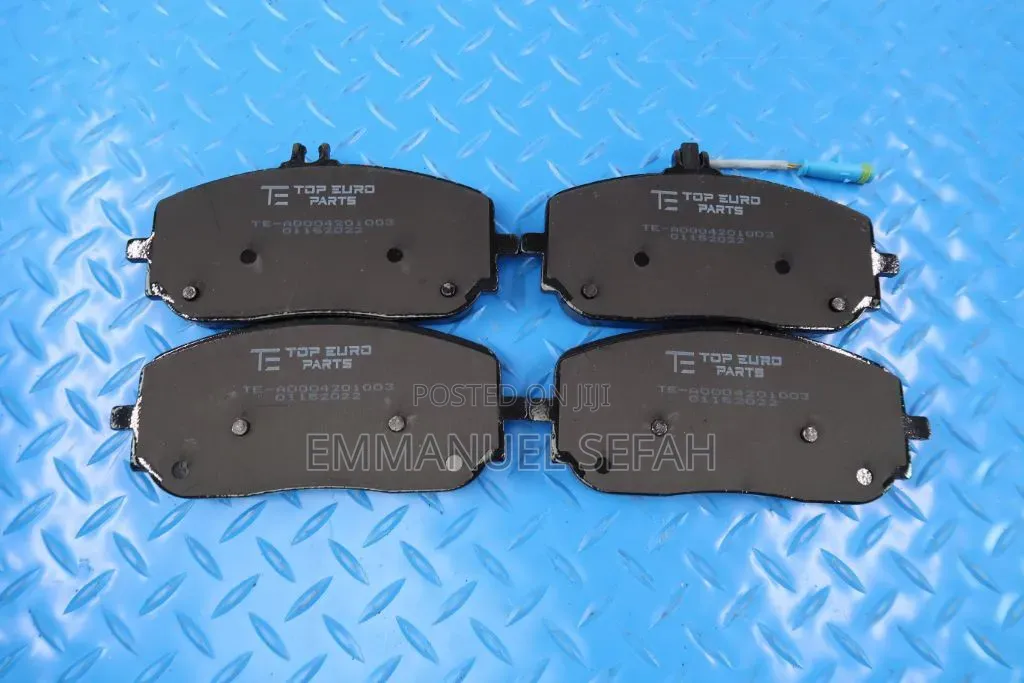 Mercedes-Benz G Wagon Front Brake Pads