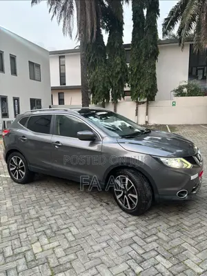 Nissan Qashqai 2015 Gray