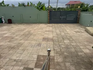 2bdrm Apartment in Spot M, Ola Achool Area for rent