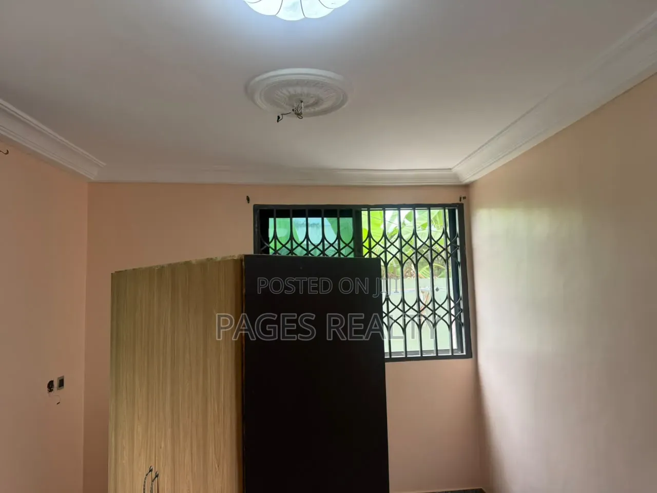 2bdrm Apartment in Spot M, Ola Achool Area for rent