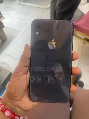 Apple iPhone XR 64 GB Black