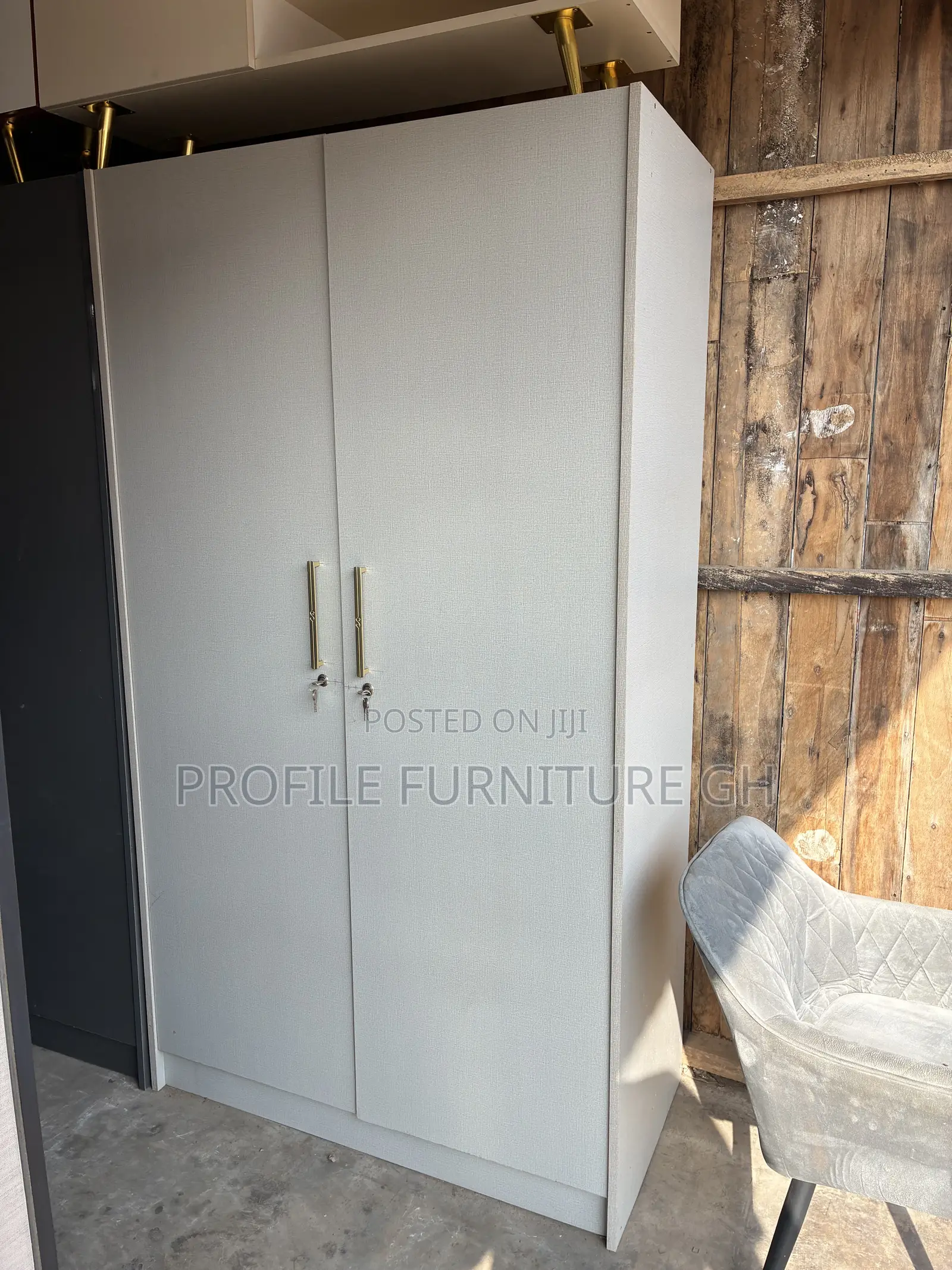 Available Two Door Wardrobe//Feeee Delivery