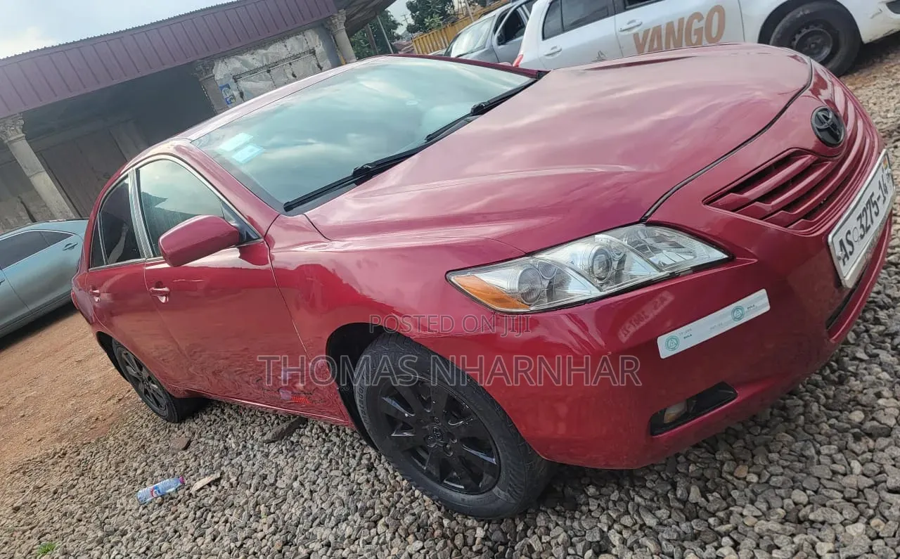 Toyota Camry 2010 Red