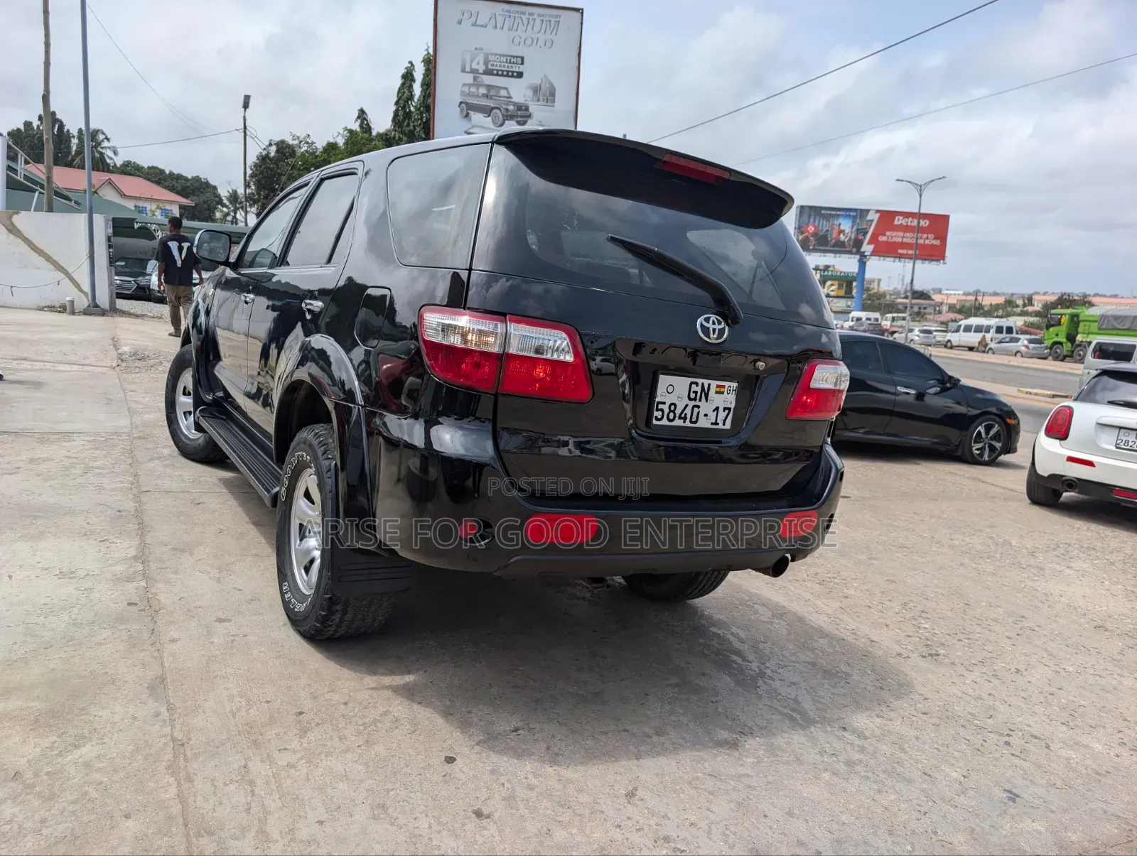 Toyota Fortuner 2.7 AWD 2011 Black