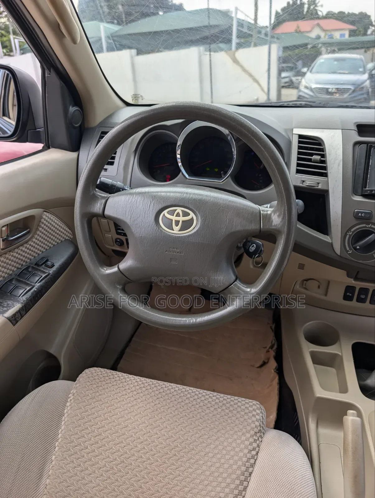 Toyota Fortuner 2.7 AWD 2011 Black