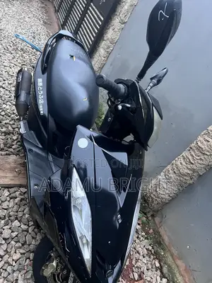 Yamaha 2019 Black