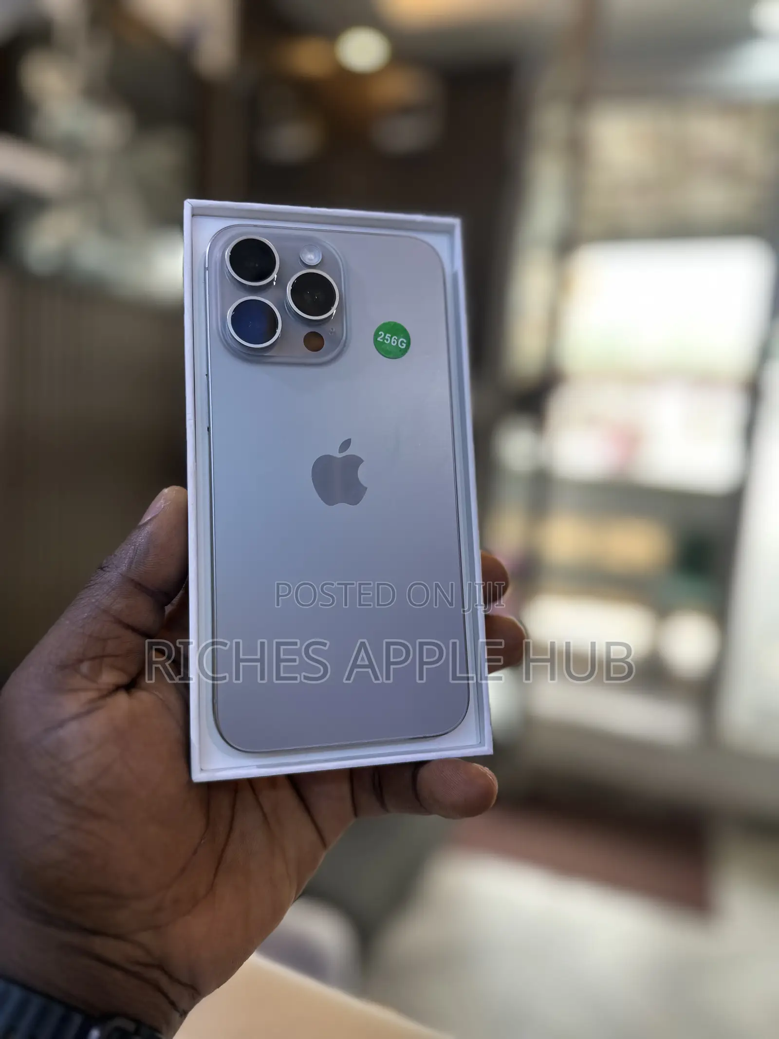 New Apple iPhone 15 Pro Max 256 GB Gray