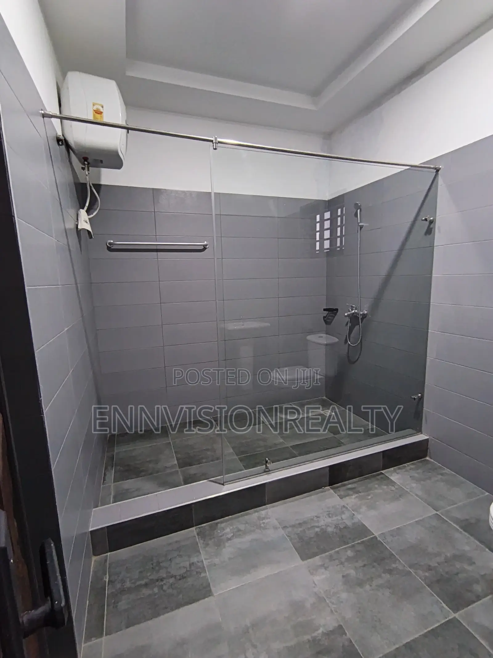 2bdrm Townhouse/Terrace in Post Office Area for sale