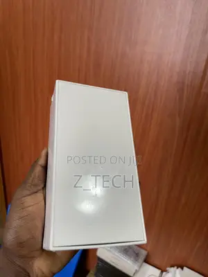 New Samsung Galaxy S20 FE 128 GB Black