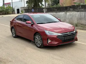 Hyundai Avante 2019 Red