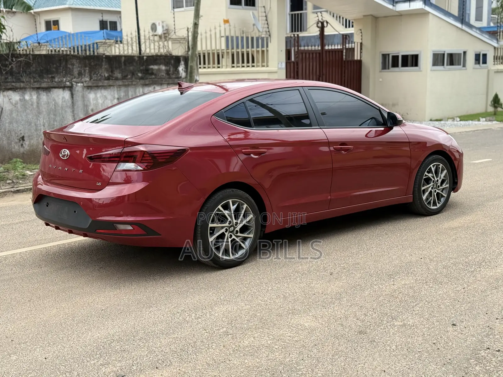Hyundai Avante 2019 Red