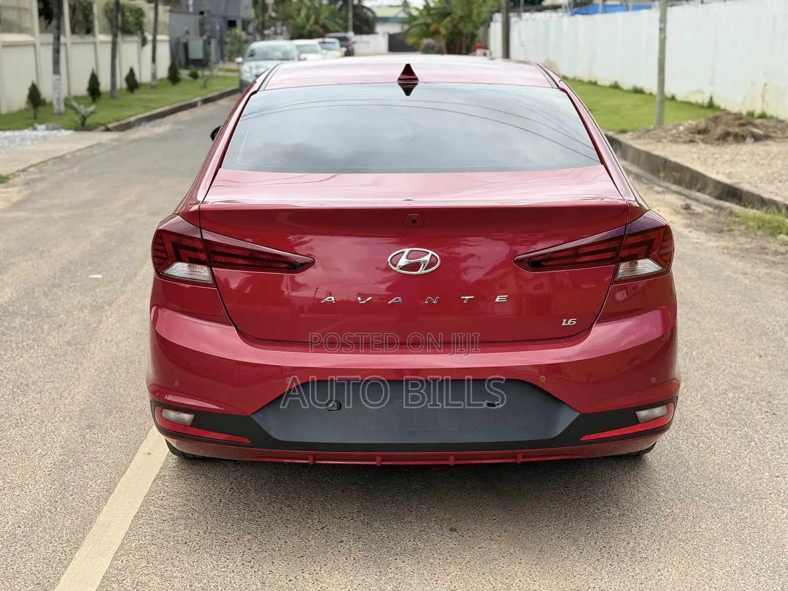 Hyundai Avante 2019 Red