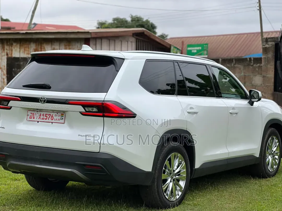 Toyota Grand Highlander 2024 White
