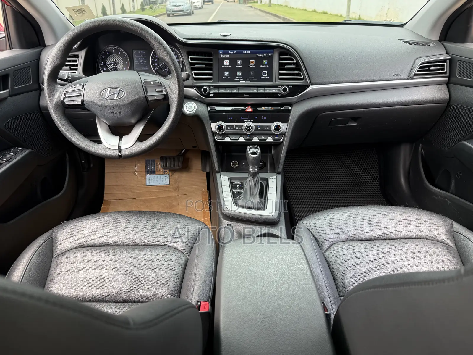 Hyundai Avante 2019 Red