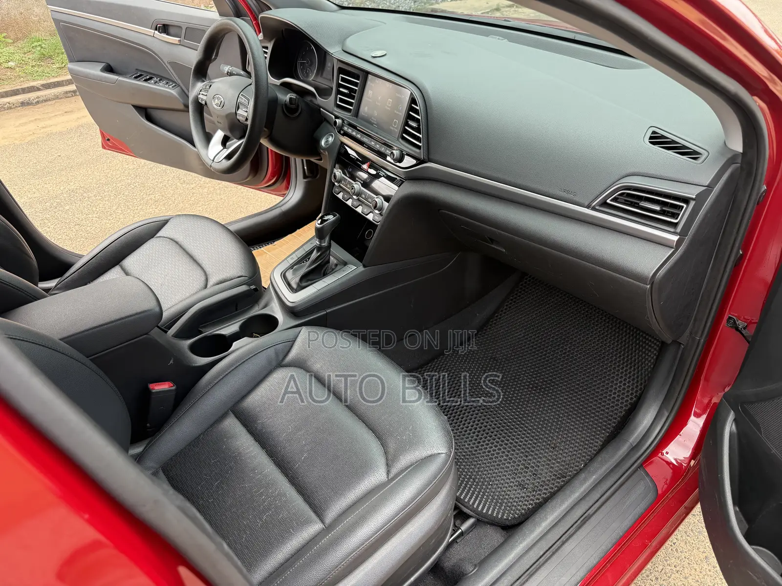 Hyundai Avante 2019 Red