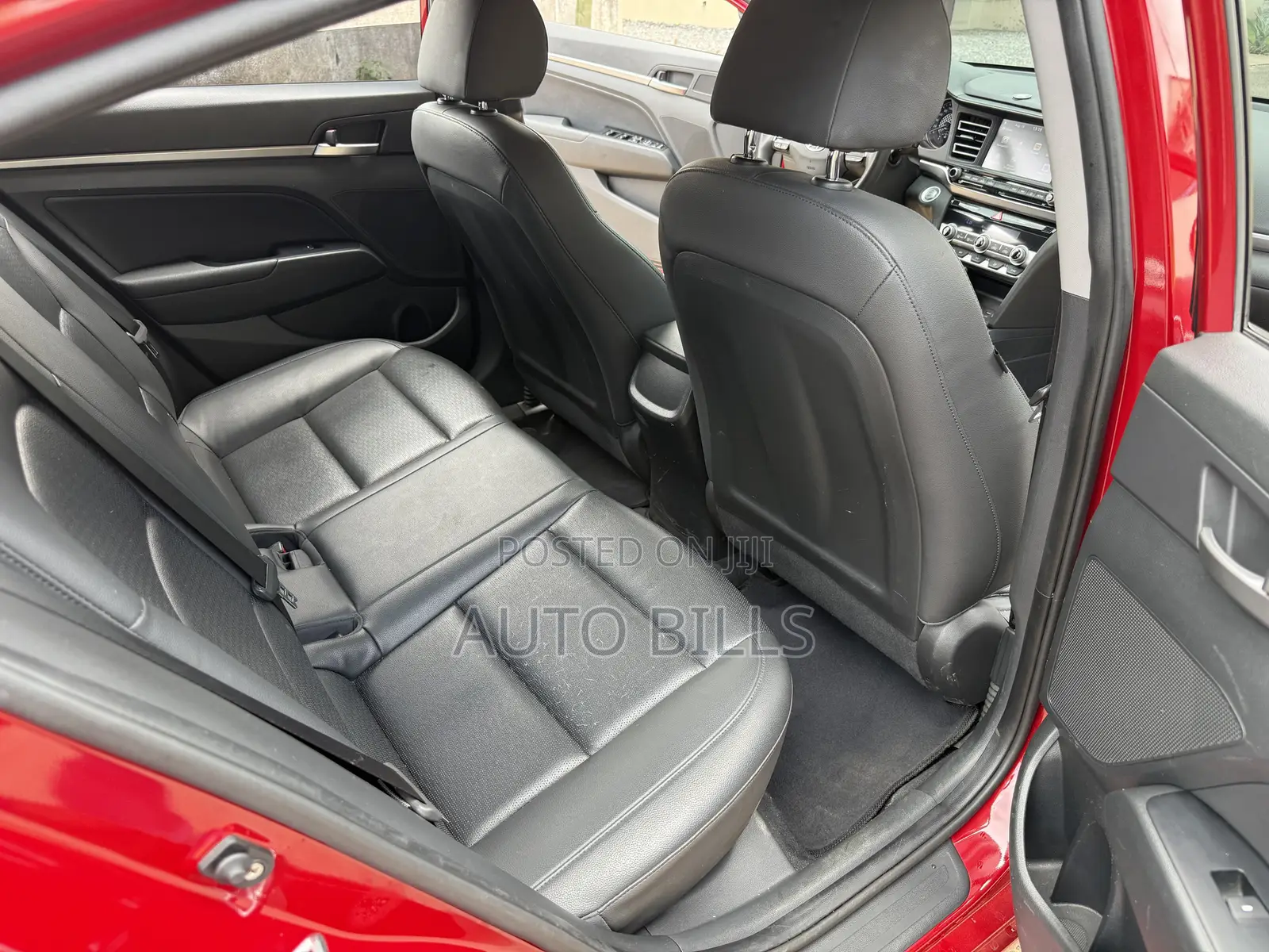 Hyundai Avante 2019 Red