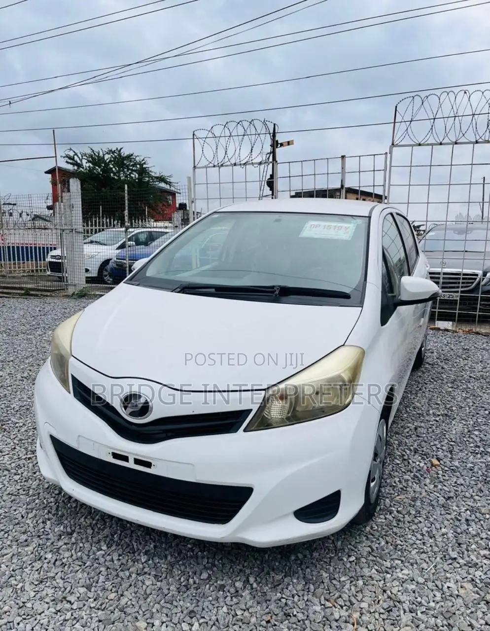Toyota Vitz 2011 White