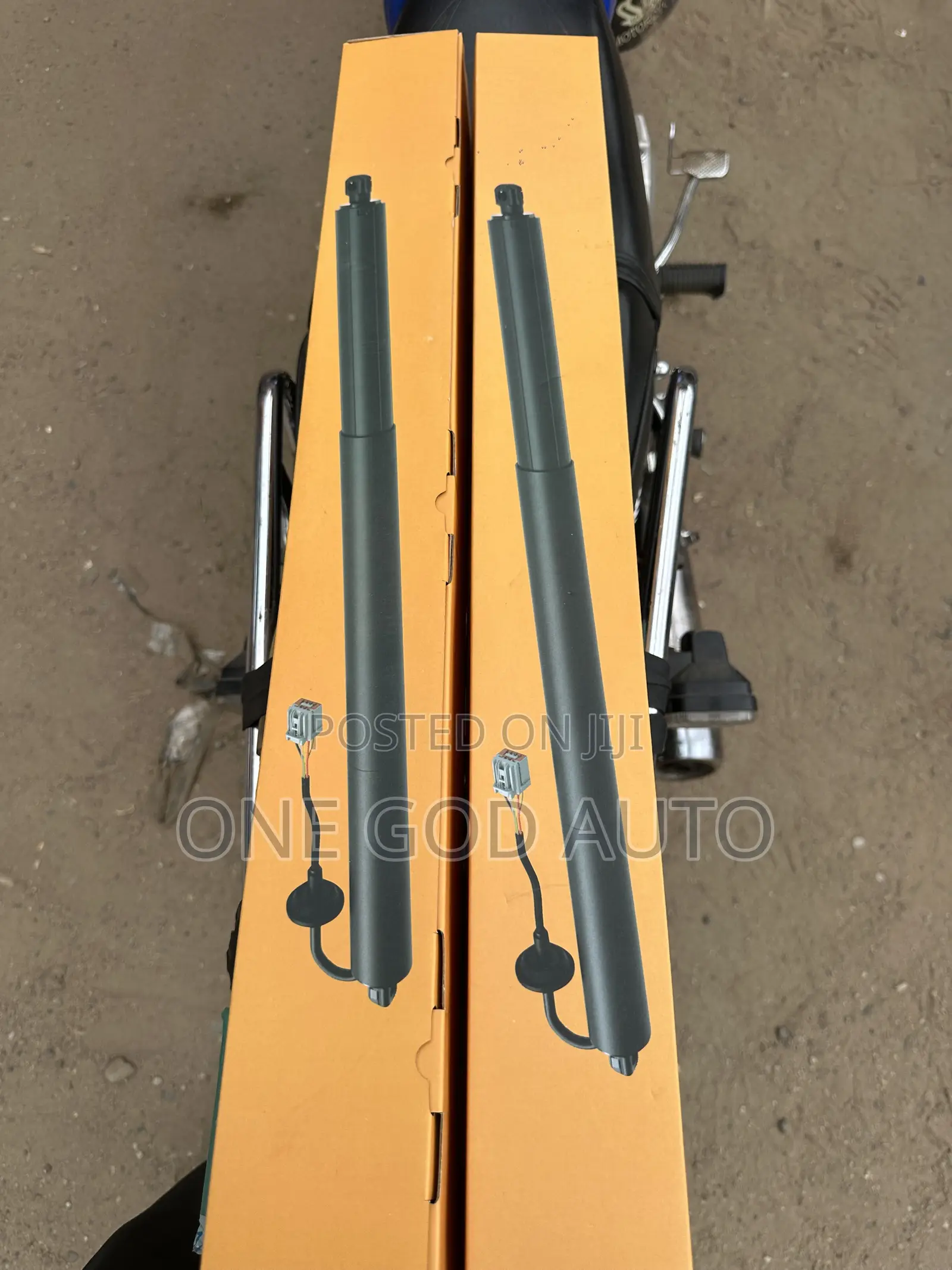 Range Rover Vogue, Velar Electronics Boot Shocks 2017,2018,2019,2020,