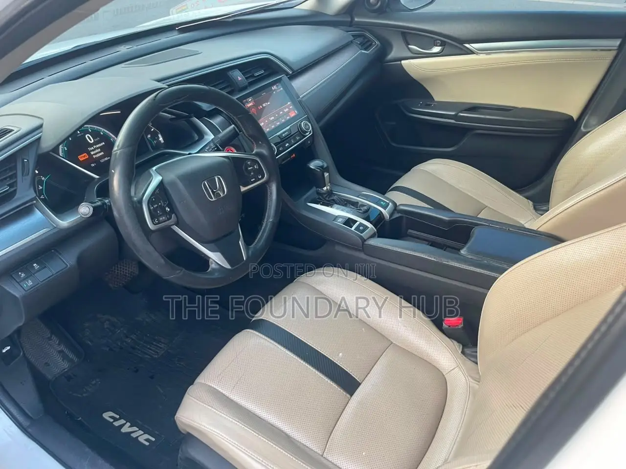 Honda Civic Touring 2dr Coupe (1.5L 4cyl) 2017 White