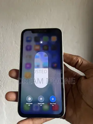 Apple iPhone 11 64 GB Silver