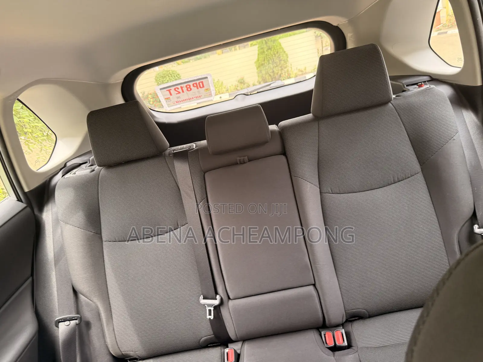 Toyota RAV4 LE 2021 Silver