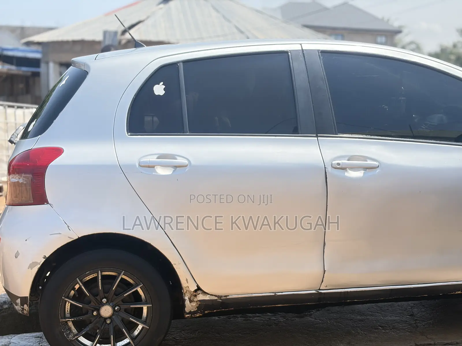 Toyota Vitz 2006 Silver