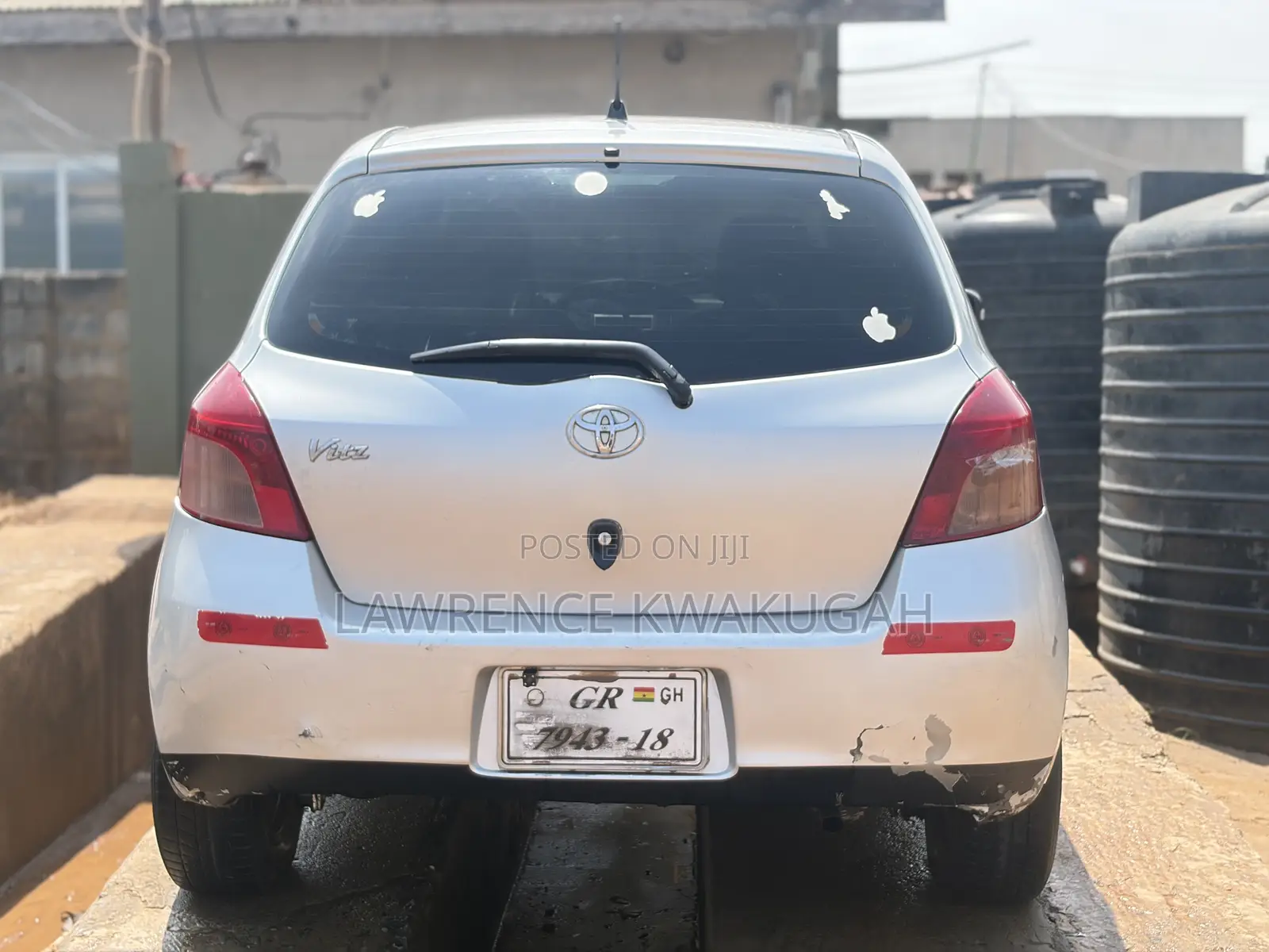 Toyota Vitz 2006 Silver