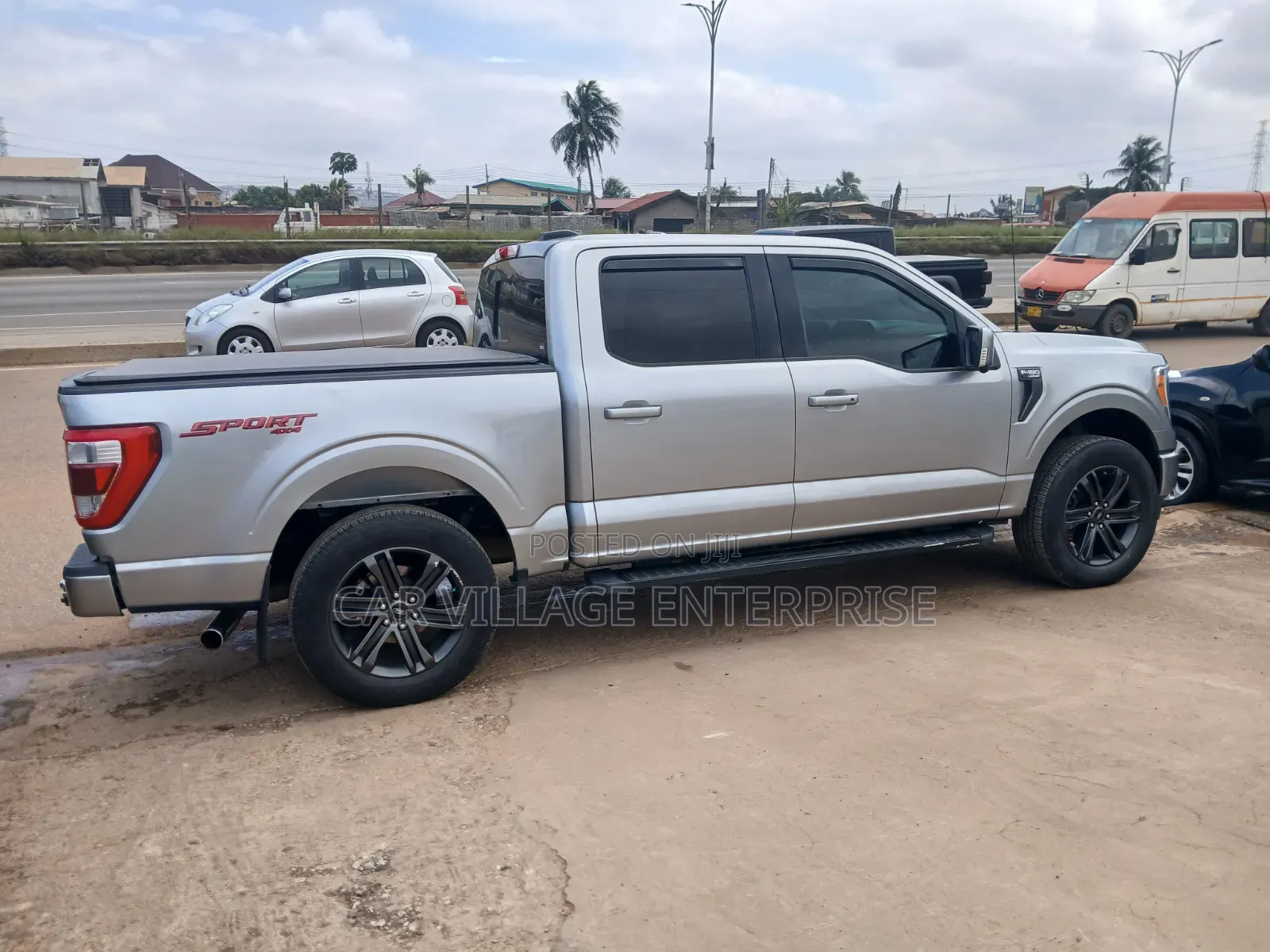 Ford F-150 2022 Gray