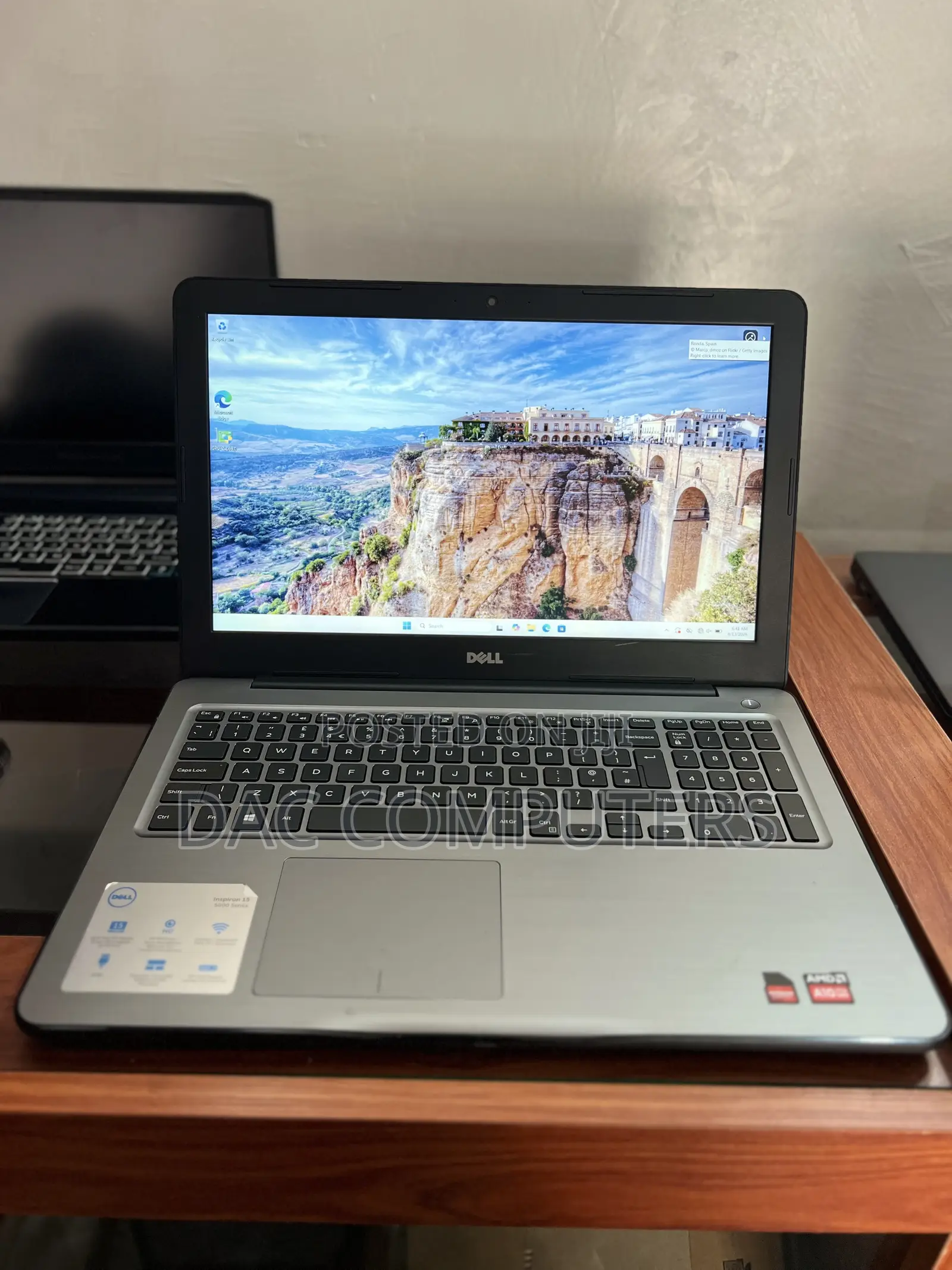 Laptop Dell Inspiron 5565 8GB AMD A10 SSD 256GB