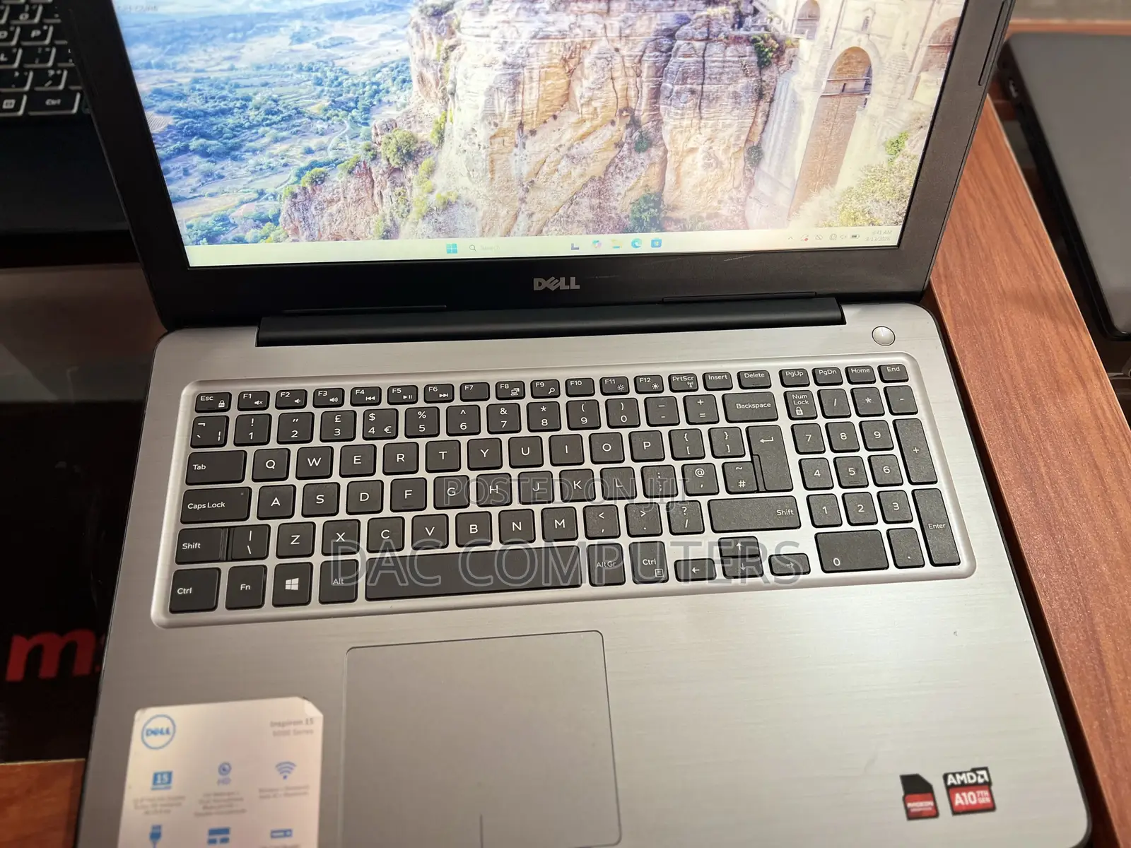 Laptop Dell Inspiron 5565 8GB AMD A10 SSD 256GB