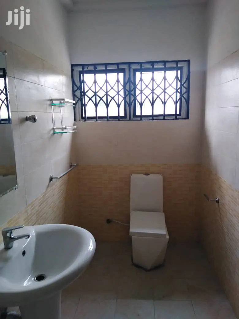 3bdrm Apartment in Ben Properties, Ga East Municipal for rent