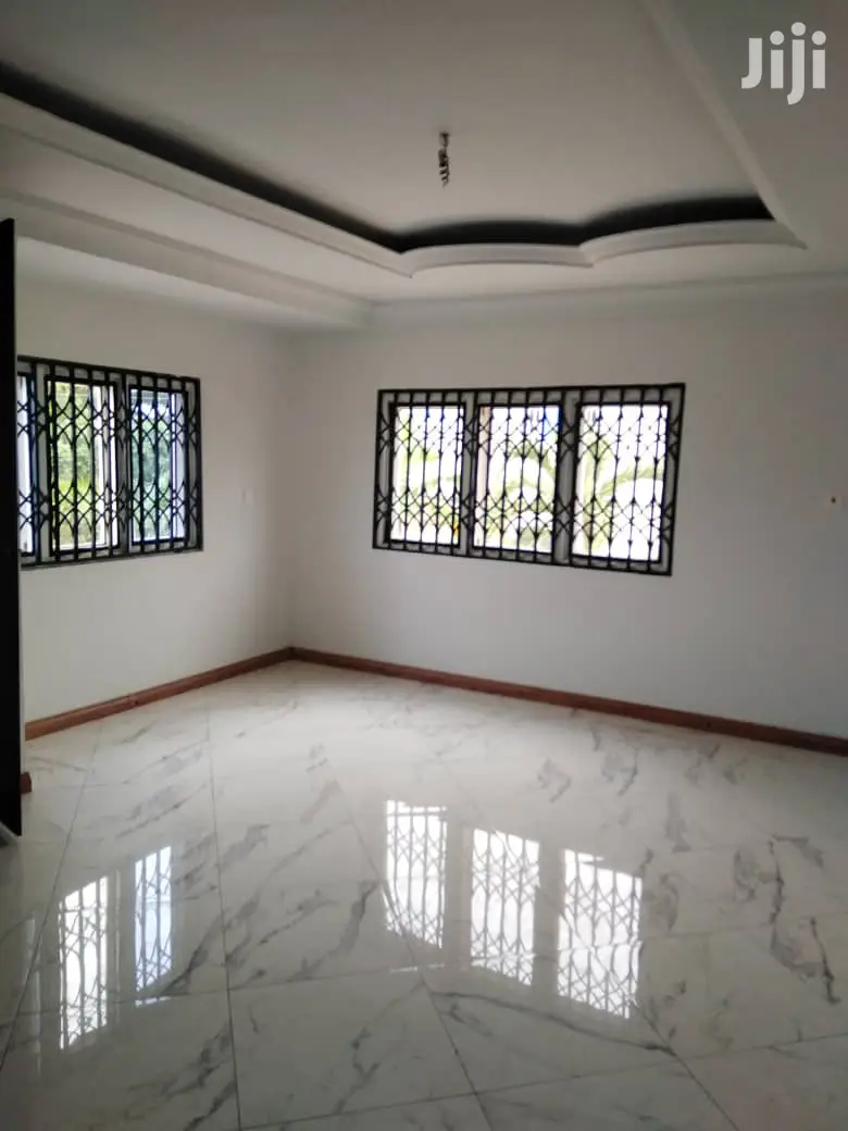 3bdrm Apartment in Ben Properties, Ga East Municipal for rent
