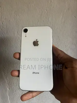 Apple iPhone XR 64 GB White