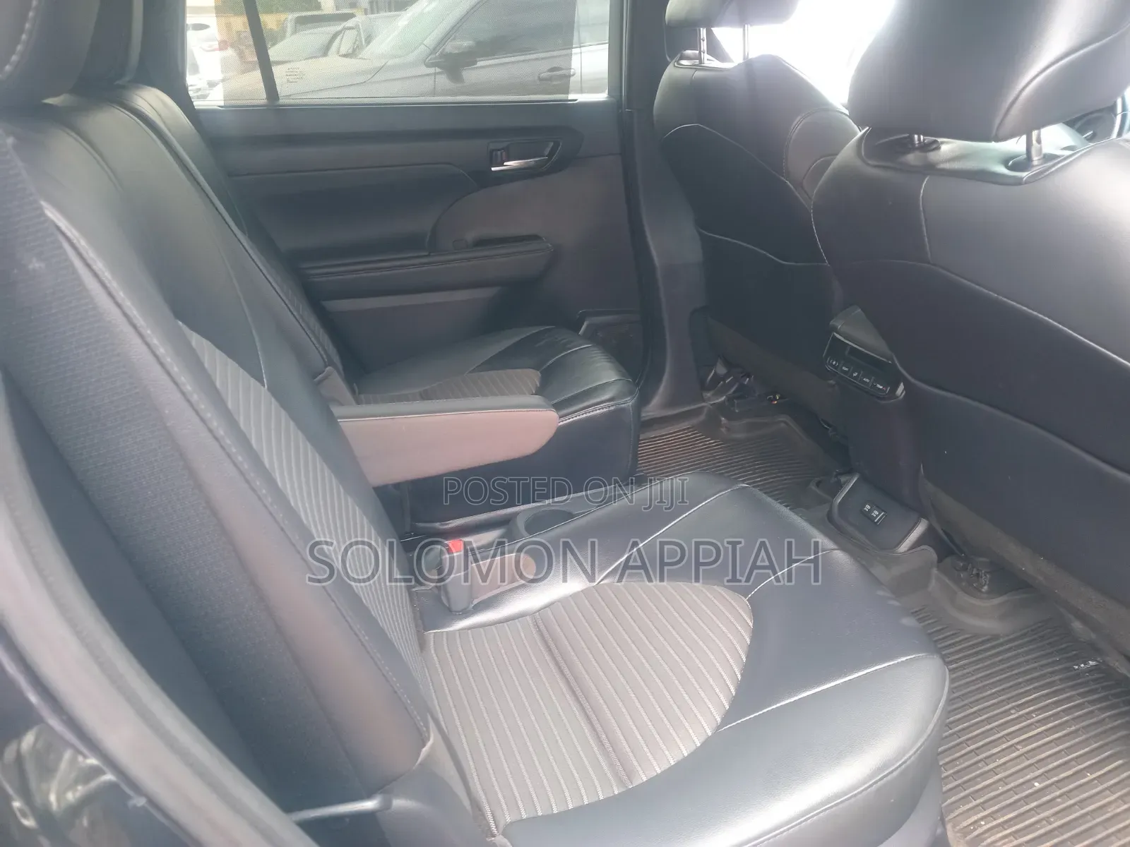 Toyota Highlander 2022 Black