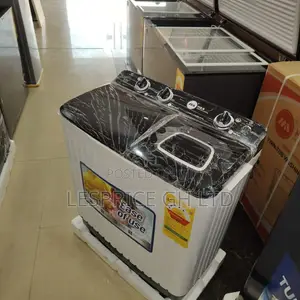 H a 7kg Twin Tub Washing Machine