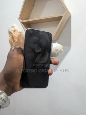 Apple iPhone XR 64 GB Yellow
