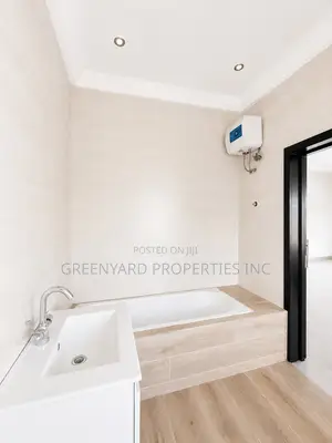 2bdrm Apartment in Comm 17, Shell, Spintex for sale