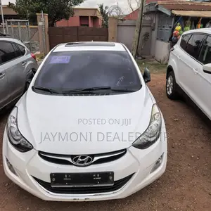 Hyundai Elantra 2013 White